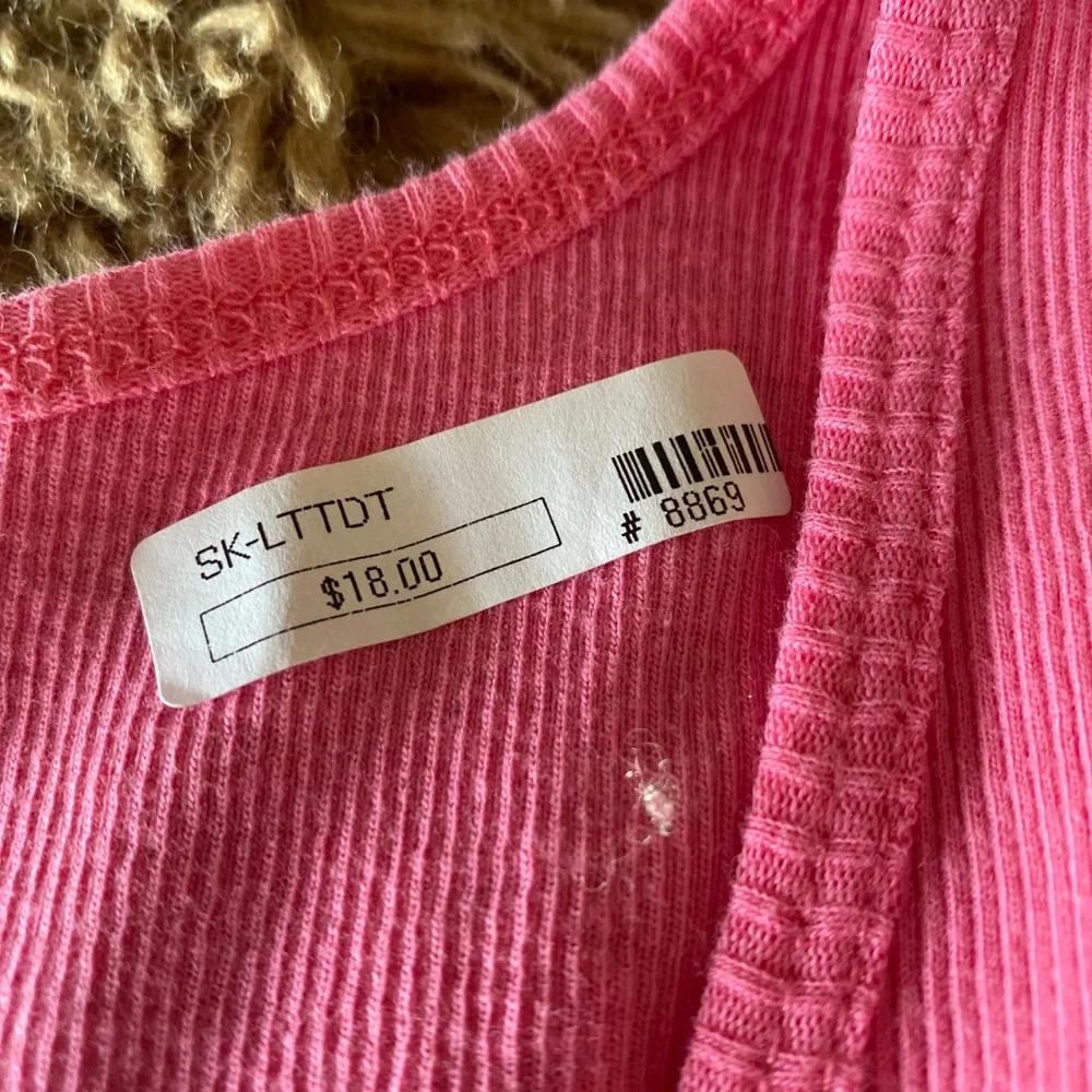 Top - Picture 3 of 5